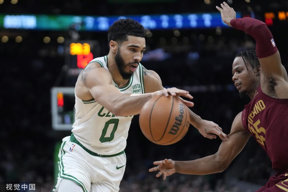 着球员引援 着球员引援