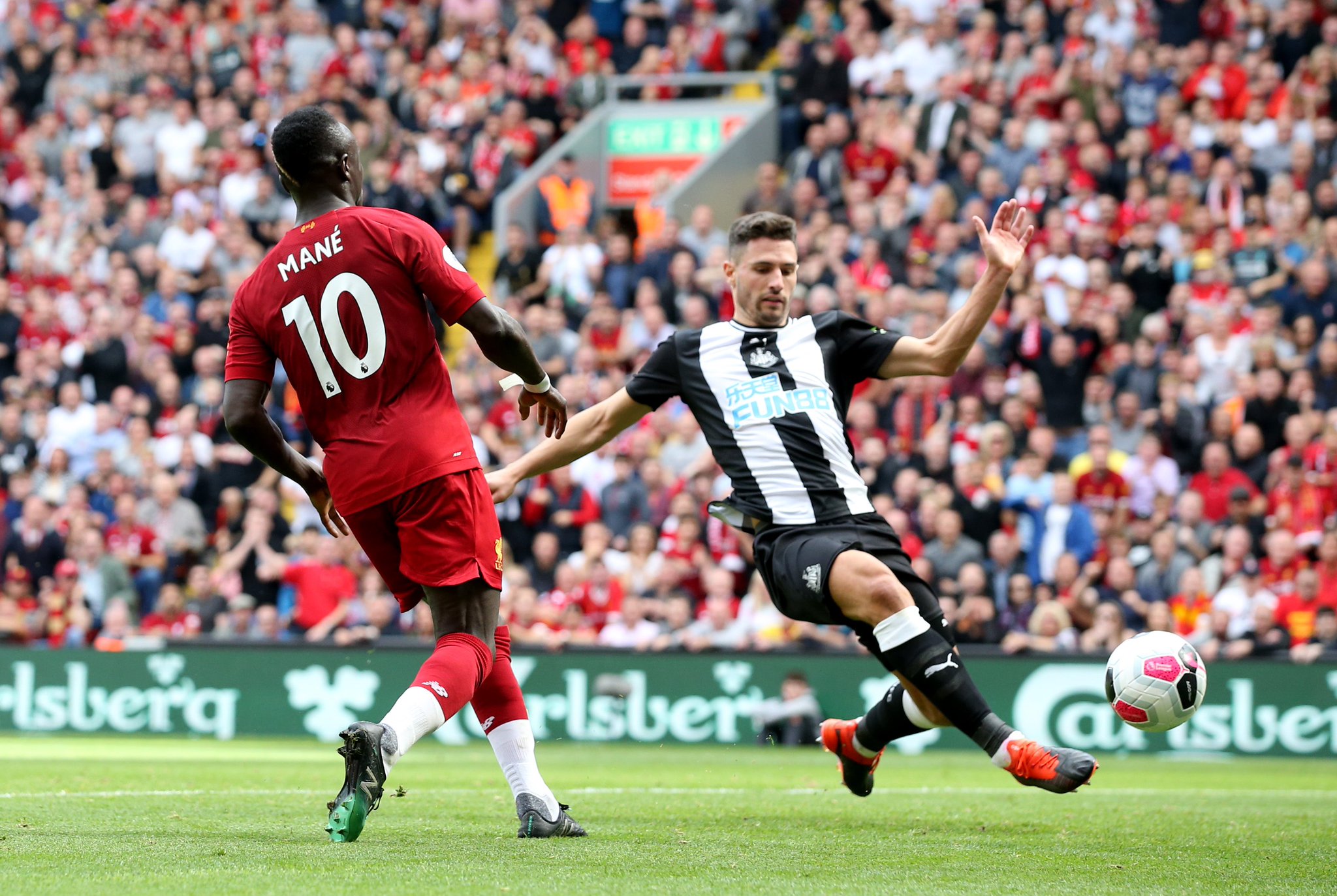 通过结合历 通过结合历