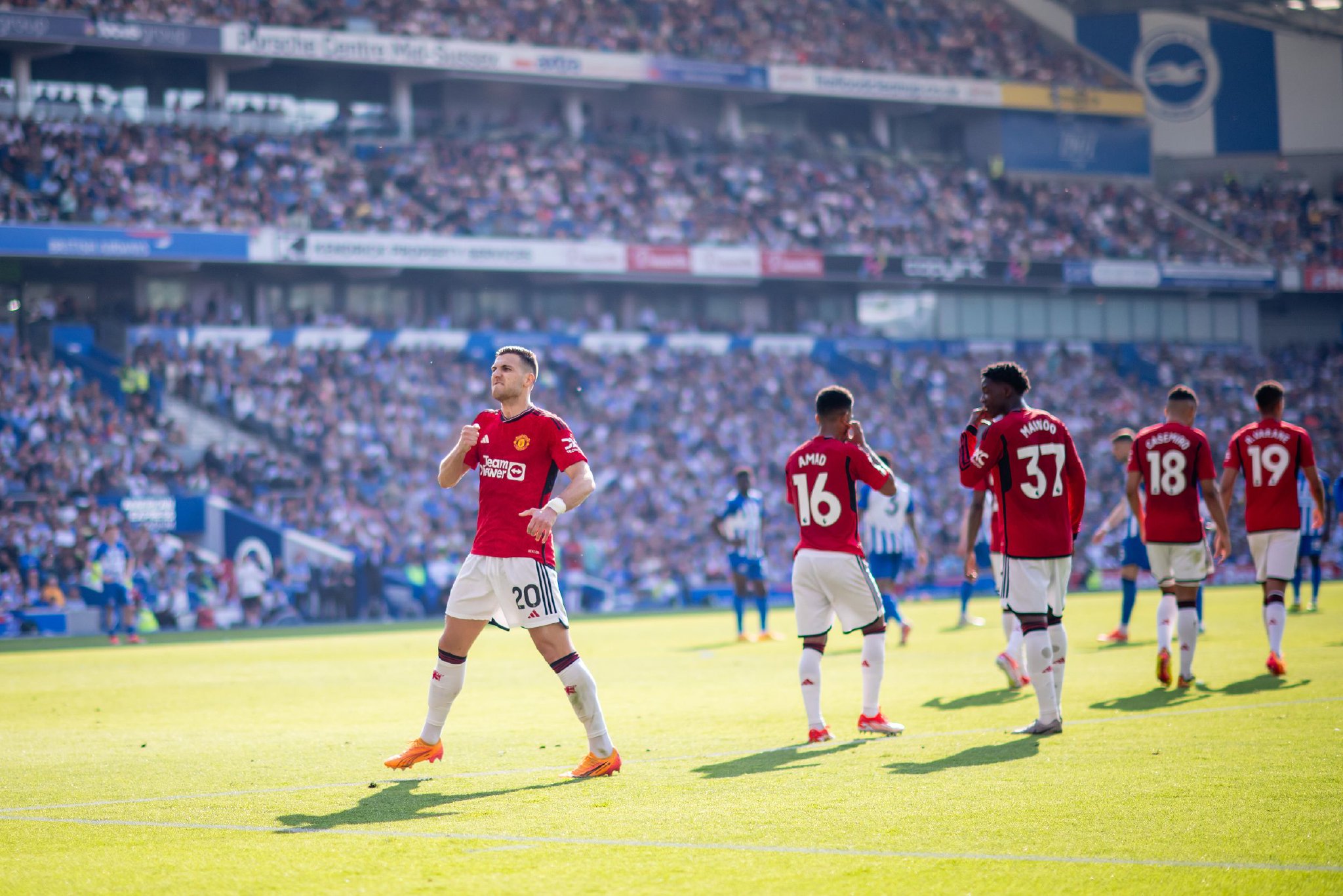 南特队的官 南特队的官