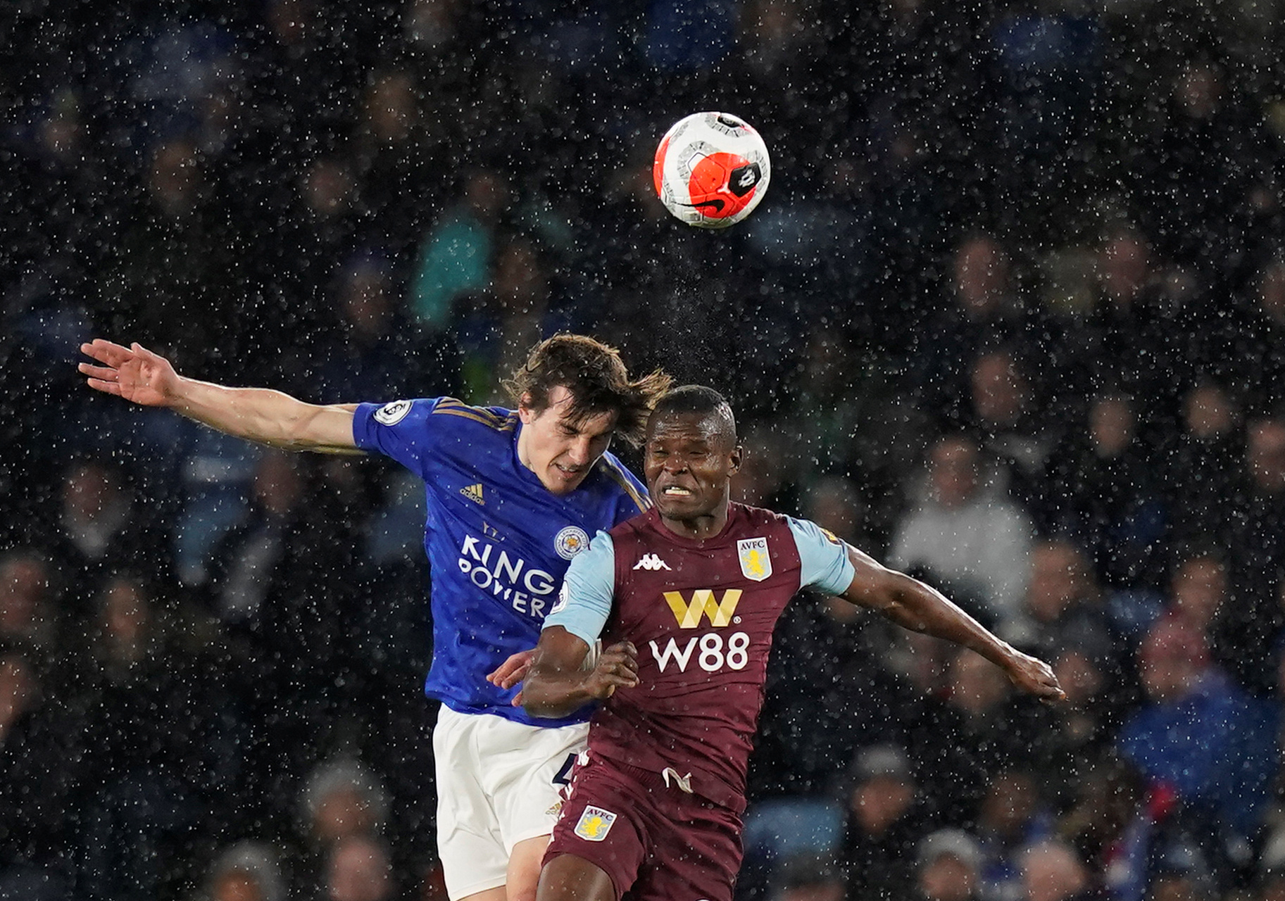 而是竞争的 而是竞争的